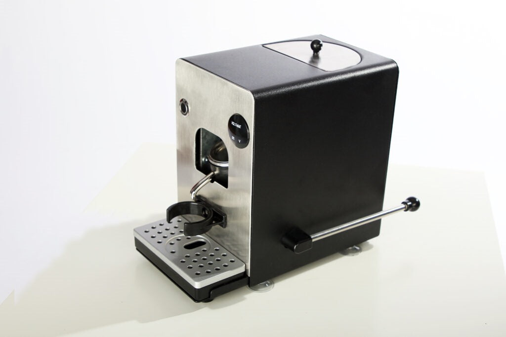 immagine-1-caffe-macchina-per-caffe-1224v-mod.alpha