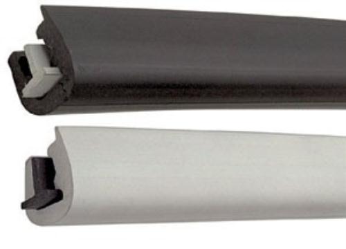immagine-1-canaletta-tr-22-per-fissaggio-profilo-parabordo-l-35