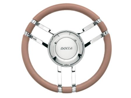 immagine-1-isotta-volante-carlotta-marrone